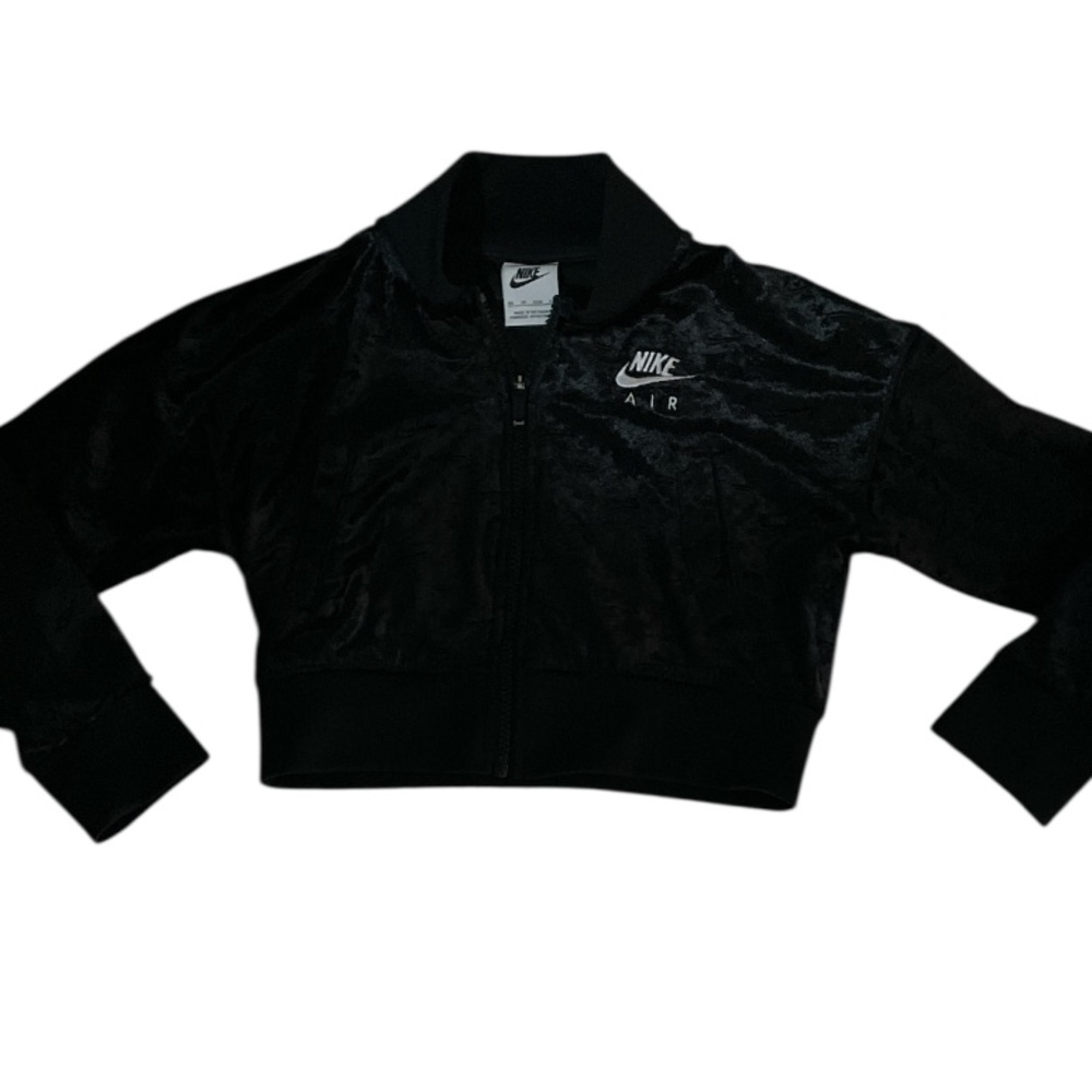 XS youth girls velour Nike zip up crop jacket 
Size 8  velvety athletic